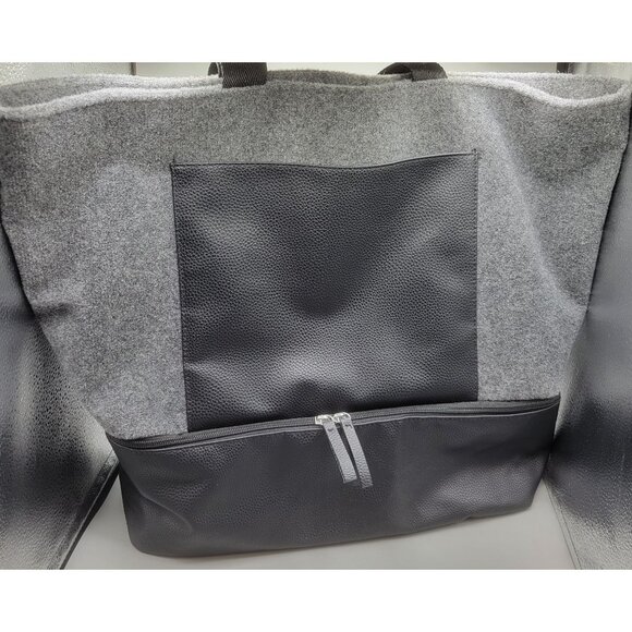 DSW Weekender Travel Tote With Shoe Compartment Zip Closure Inside Pocket - Picture 3 of 10